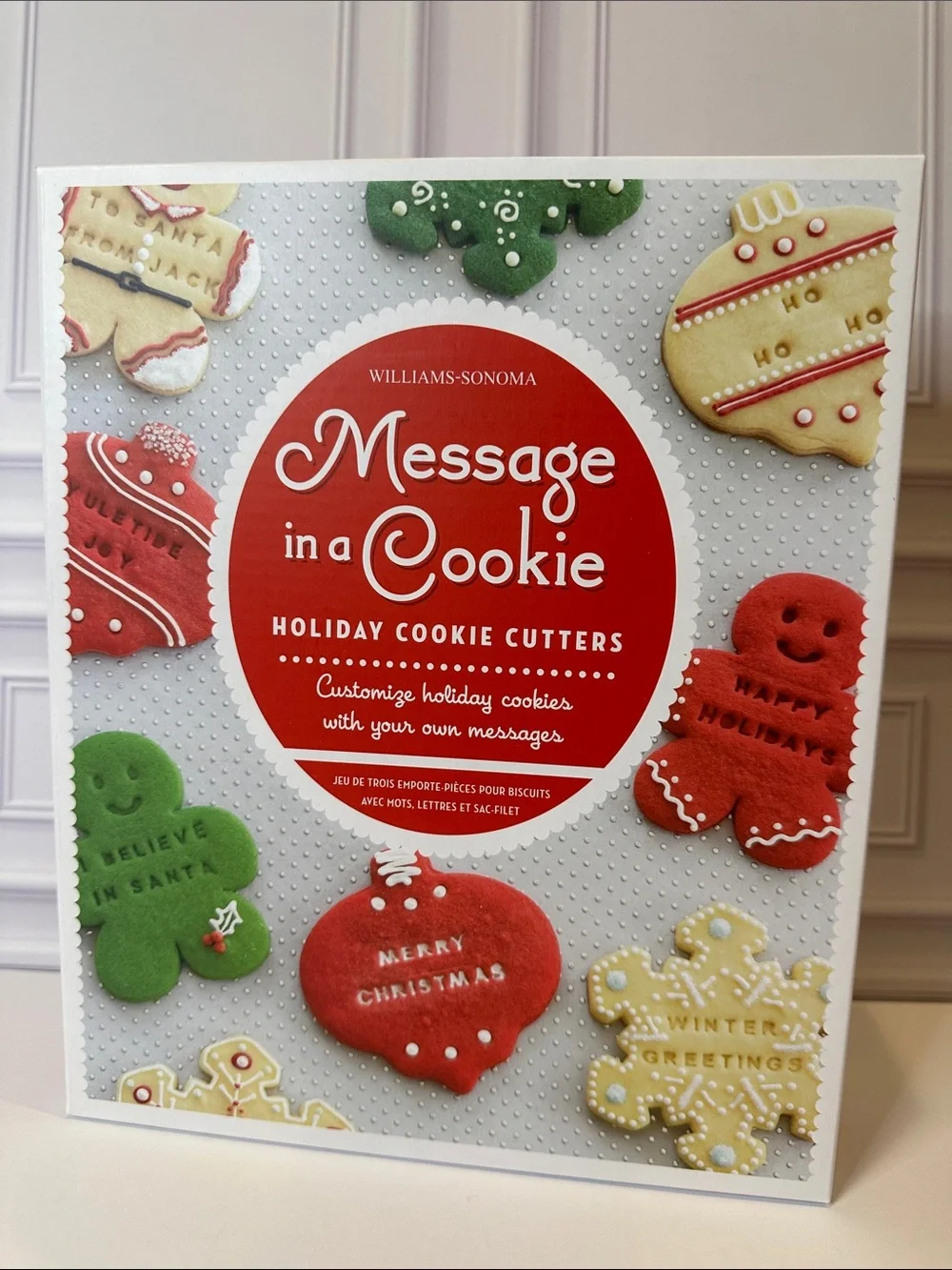 Williams Sonoma “Message in a Cookie” Holiday Message Cookie Cutters Boxed Set 1